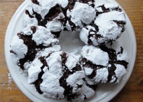 Christmas Edition: Chocolate Crinkle Cookies