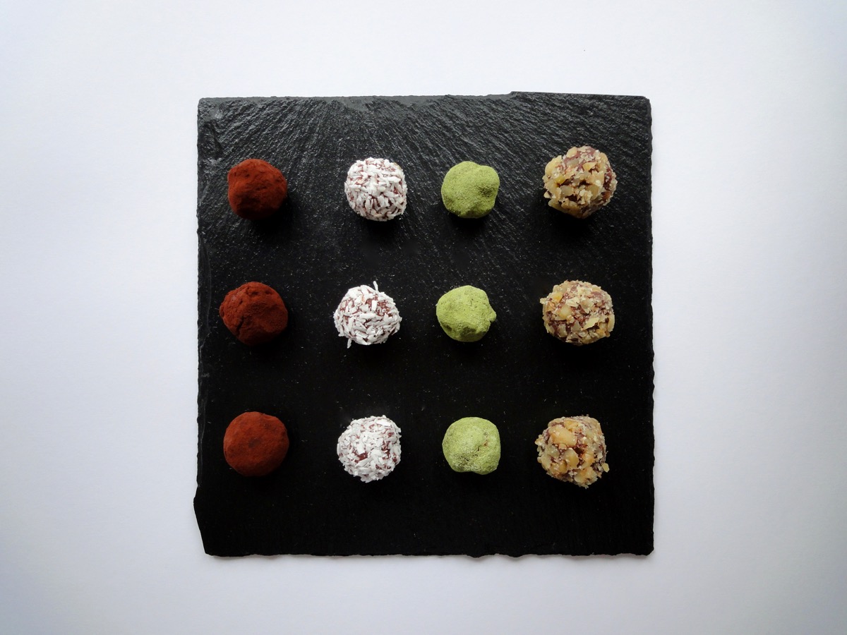 Keto Coconut Chocolate Truffles