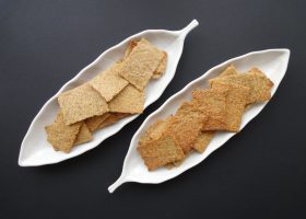 Keto Flaxseed Chips