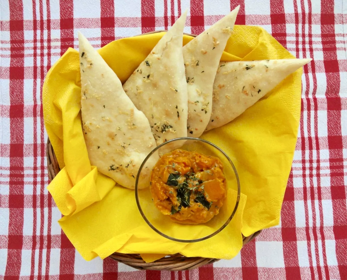 Garlic Flat Bread 